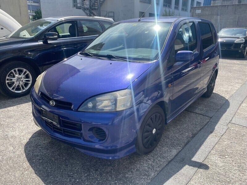 Gebraucht Daihatsu YRV 87 PS (63 kW) 2001 Van / Kleinbus