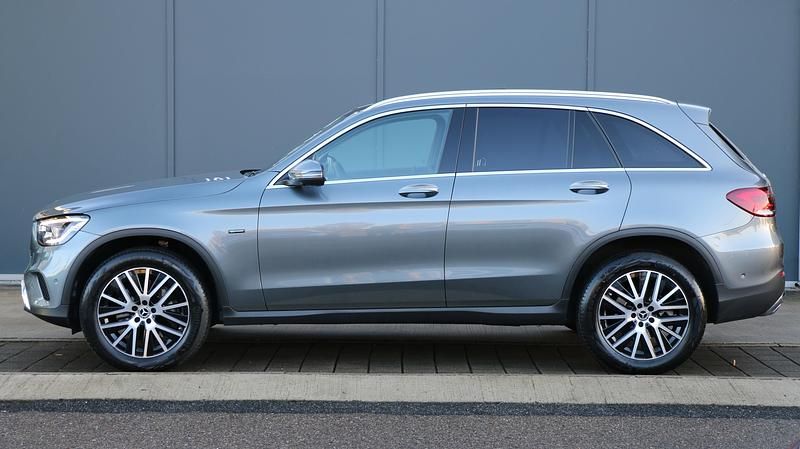 Gebraucht Mercedes GLC300e 211 PS (155 kW) 2020