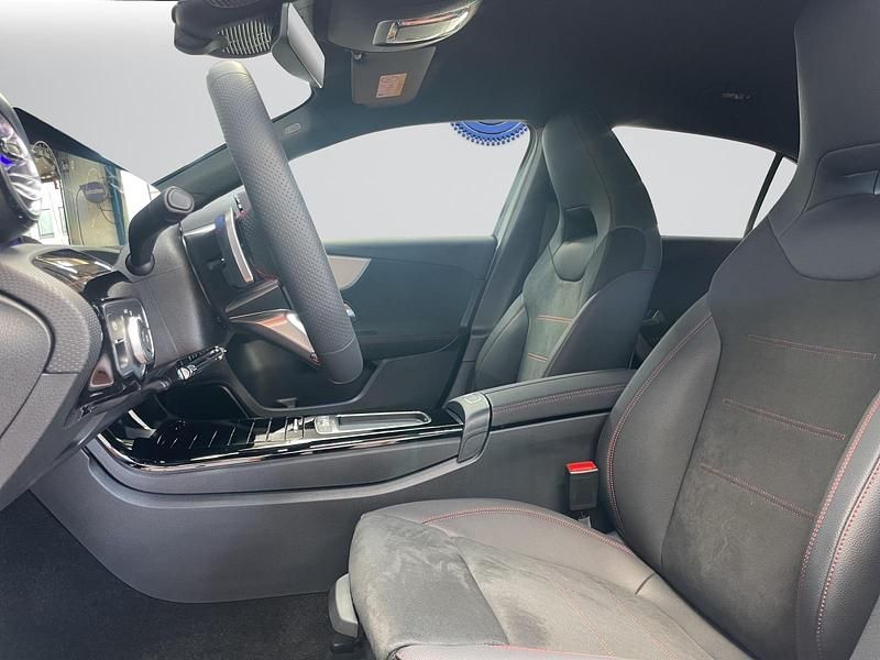 Neu Mercedes A200 AMG line 177 PS (130 kW) 2025 Grau Limousine