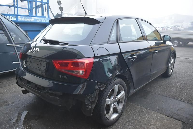 Gebraucht Audi A1 Sportback Attraction 86 PS (63 kW) 2014 Kleinwagen