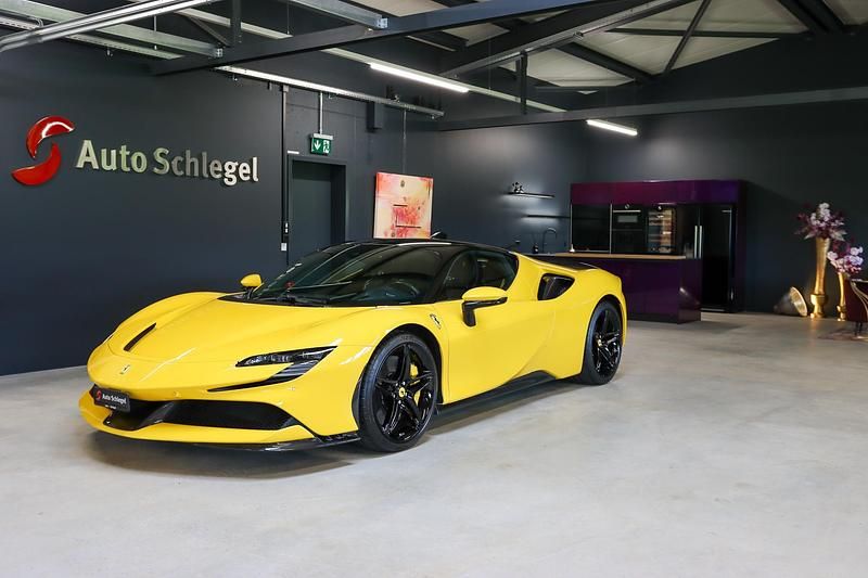 Gebraucht 2022 Ferrari SF90 | CHF 384’000 - Bild 1/4