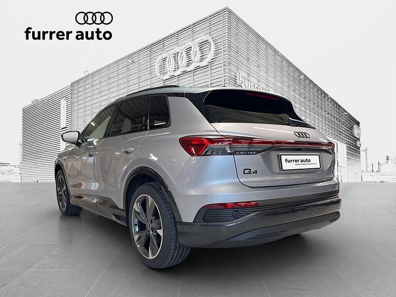 Neu Audi Q4 e-tron Attraction 210 kW (286 PS) 2025 Silber SUV