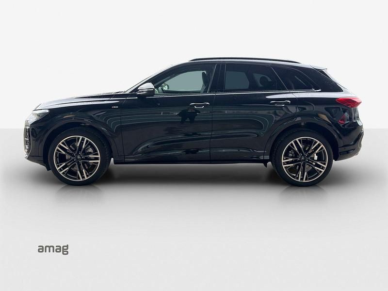 Neu Audi Q5 Comfort 204 PS (150 kW) 2025 Mythosschwarz metallic SUV