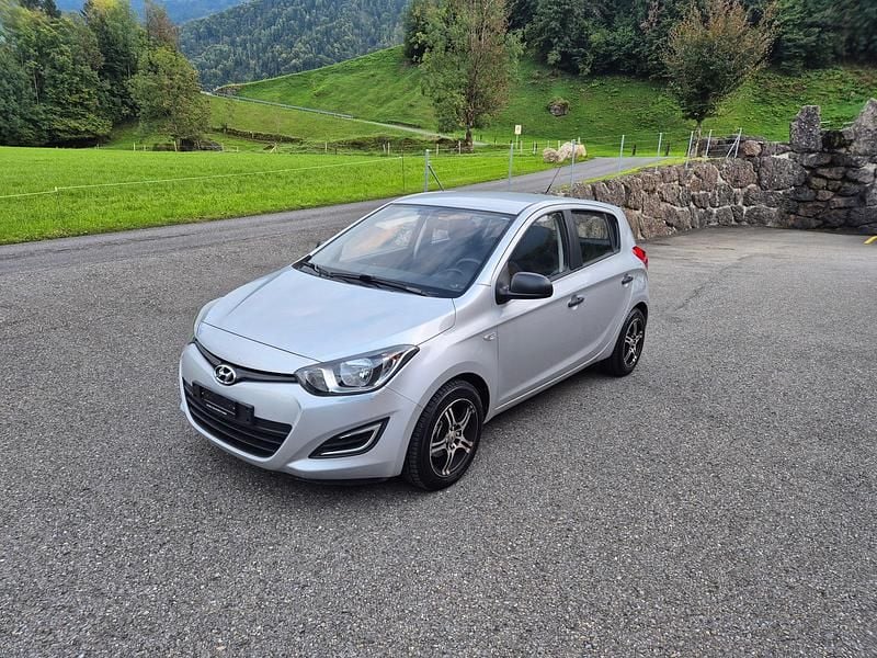 Gebraucht 2014 Hyundai i20 Style | CHF 9’900 (Fairer Preis) - Bild 1/4