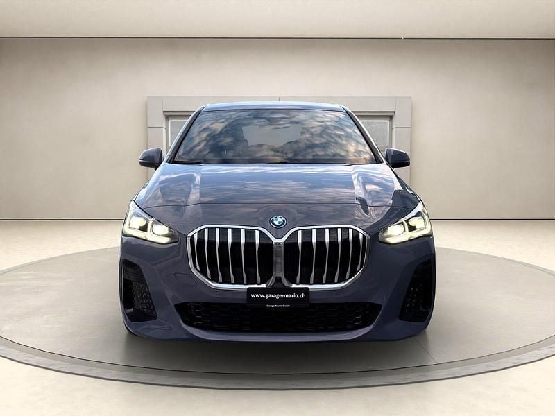 Gebraucht BMW 225 Active Tourer M Sport 245 PS (180 kW) 2024 Van / Kleinbus