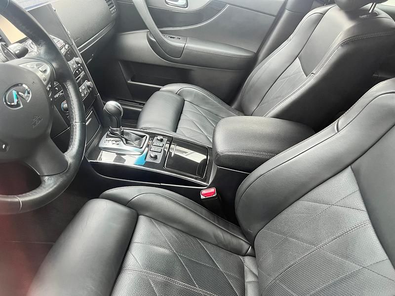 Gebraucht Infiniti QX70 Premium 320 PS (235 kW) 2017 SUV