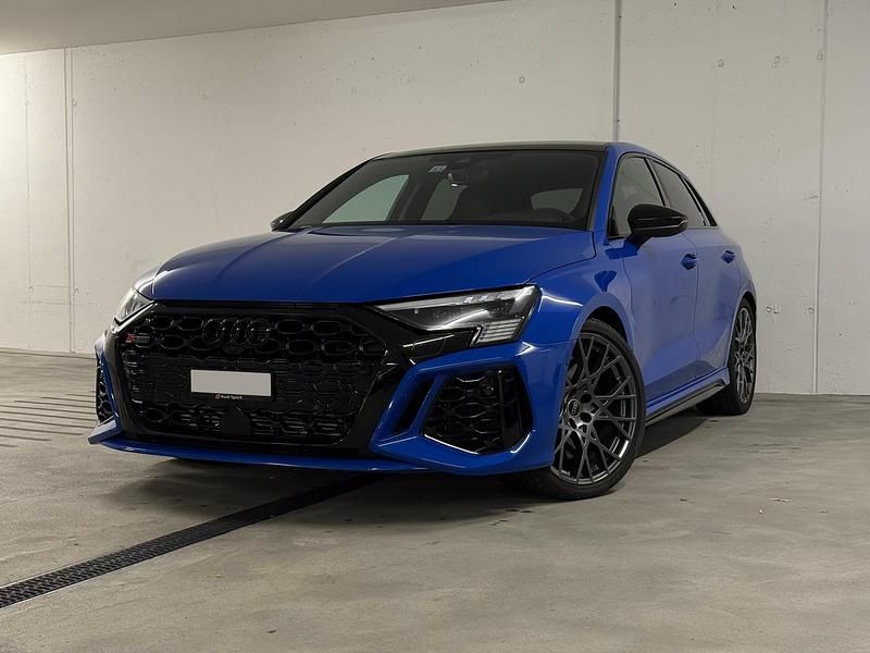 Gebraucht 2023 Audi RS3 Performance Limousine | CHF 69’980 (Fairer Preis) - Bild 1/4