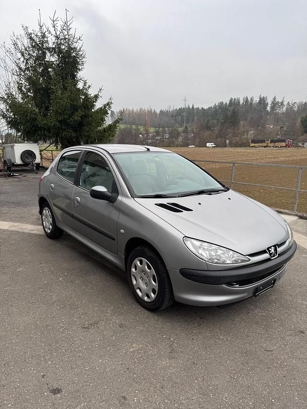 Gebraucht Peugeot 206 69 PS (50 kW) 2005