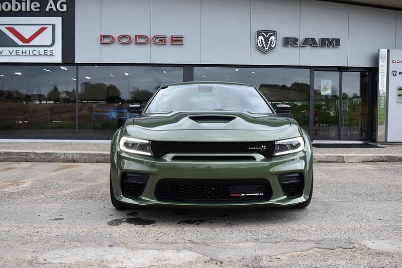 Grün Neu 2025 Dodge Charger Limousine | CHF 79’800 - Bild 1/4