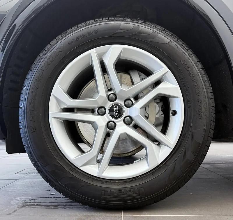 Gebraucht Audi Q5 204 PS (150 kW) 2026 Schwarz SUV