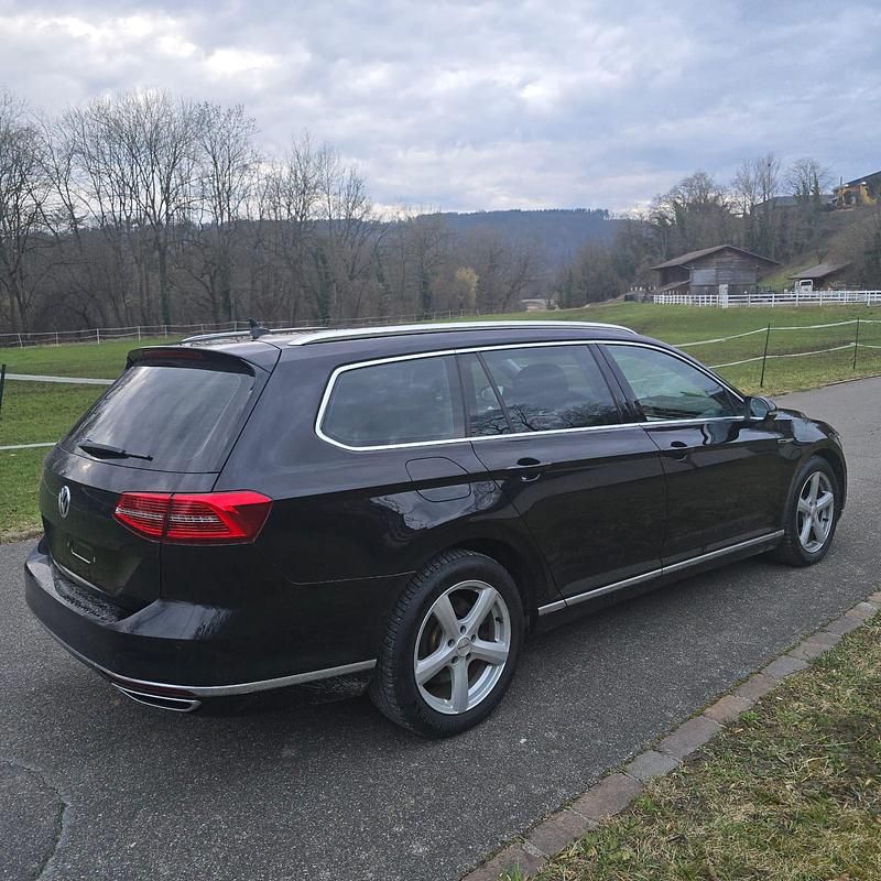 Gebraucht VW Passat Highline 240 PS (176 kW) 2016 Kombi