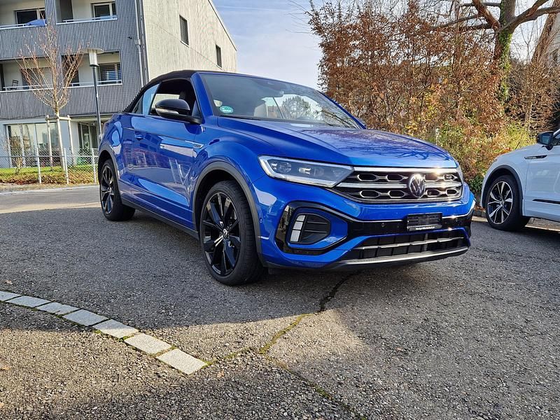 Blau Gebraucht 2022 VW T-Roc Cabriolet R-line Cabrio | CHF 30’000 (Superpreis) - Bild 1/4