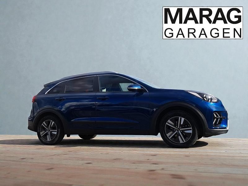Gebraucht Kia Niro 141 PS (103 kW) 2020 Blau SUV
