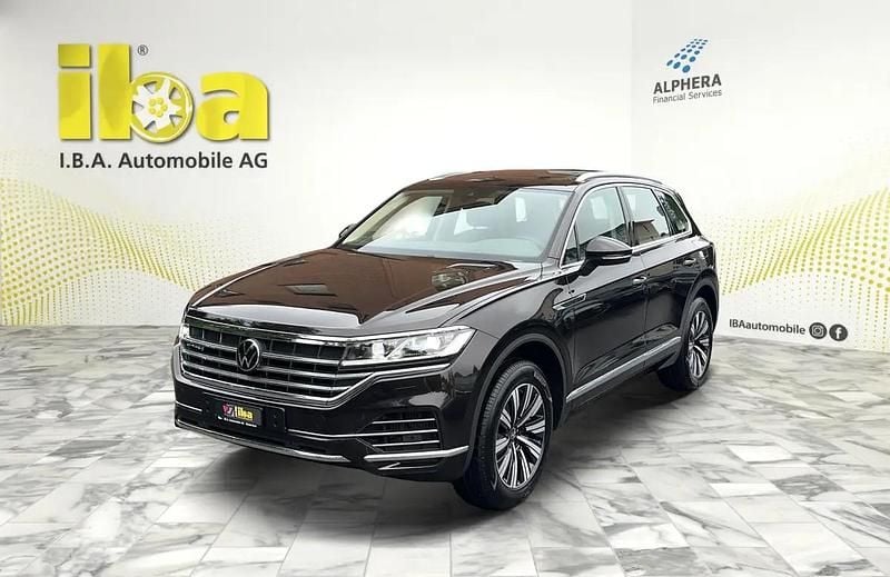 Braun Gebraucht 2025 VW Touareg Atmosphere SUV | CHF 50’850 (Superpreis) - Bild 1/4