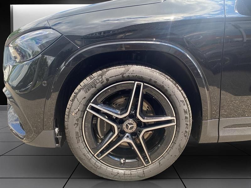Gebraucht Mercedes GLA200 163 PS (119 kW) 2024 SUV