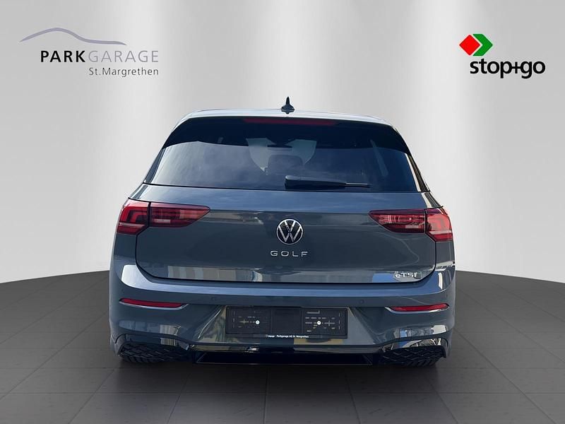 Neu VW Golf VIII R-line 150 PS (110 kW) 2025 Grau Limousine