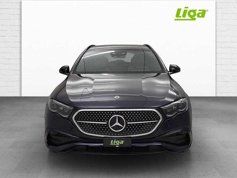 Gebraucht Mercedes E220 AMG line 220 PS (161 kW) 2024 Kombi