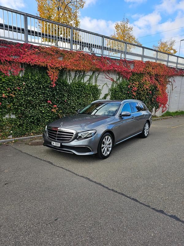 Gebraucht 2016 Mercedes E400 Avantgarde Kombi | CHF 27’300 (Fairer Preis) - Bild 1/4