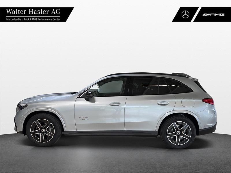 Gebraucht Mercedes GLC300e 198 PS (145 kW) 2023 Silber SUV