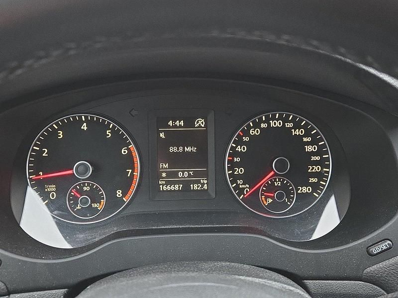 Gebraucht VW Jetta Comfortline 105 PS (77 kW) 2011 Limousine