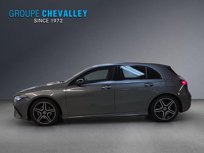 Gebraucht Mercedes A200 163 PS (119 kW) 2025 Grau Limousine