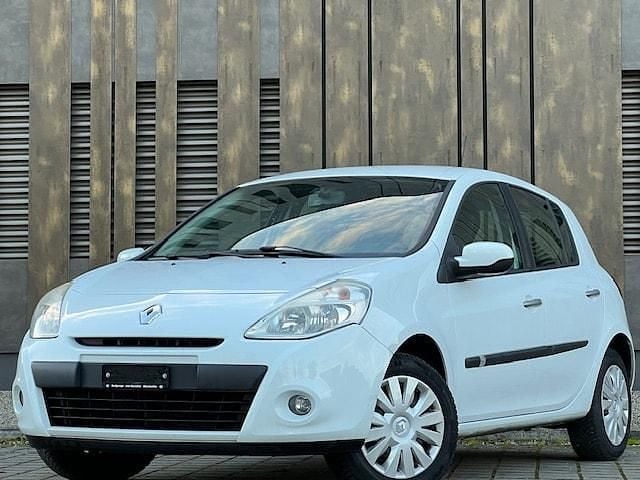 Gebraucht Renault Clio II Expression 75 PS (55 kW) 2010