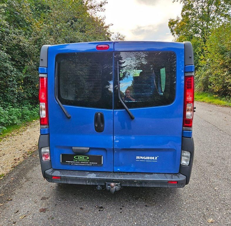 Gebraucht Opel Vivaro 114 PS (83 kW) 2011 Van / Kleinbus