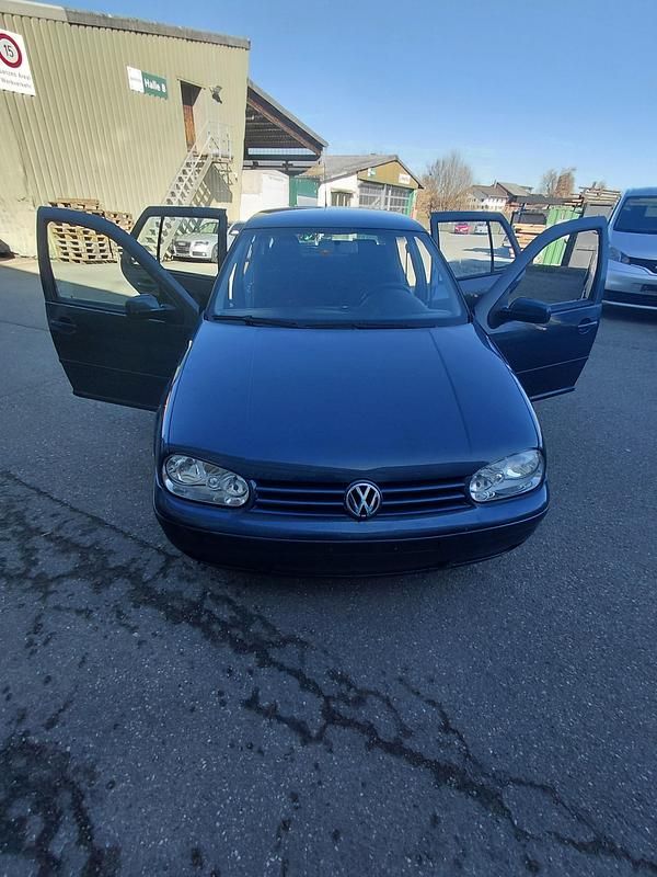 Gebraucht VW Golf IV Comfortline 100 PS (73 kW) 2003