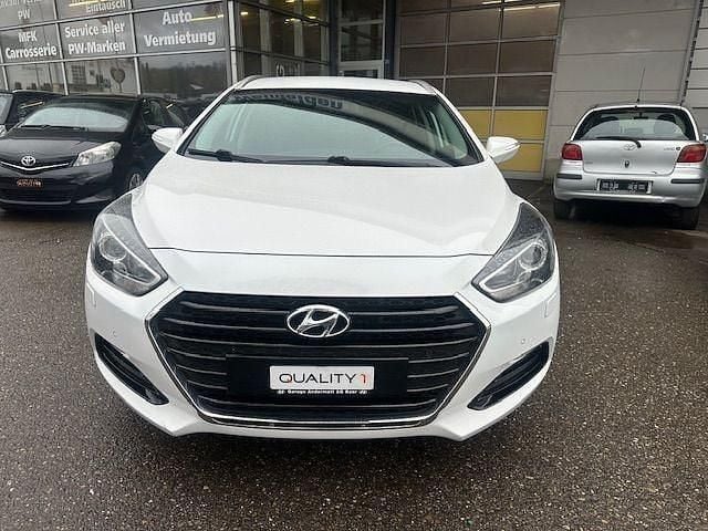 Gebraucht Hyundai i40 141 PS (103 kW) 2016 Kombi