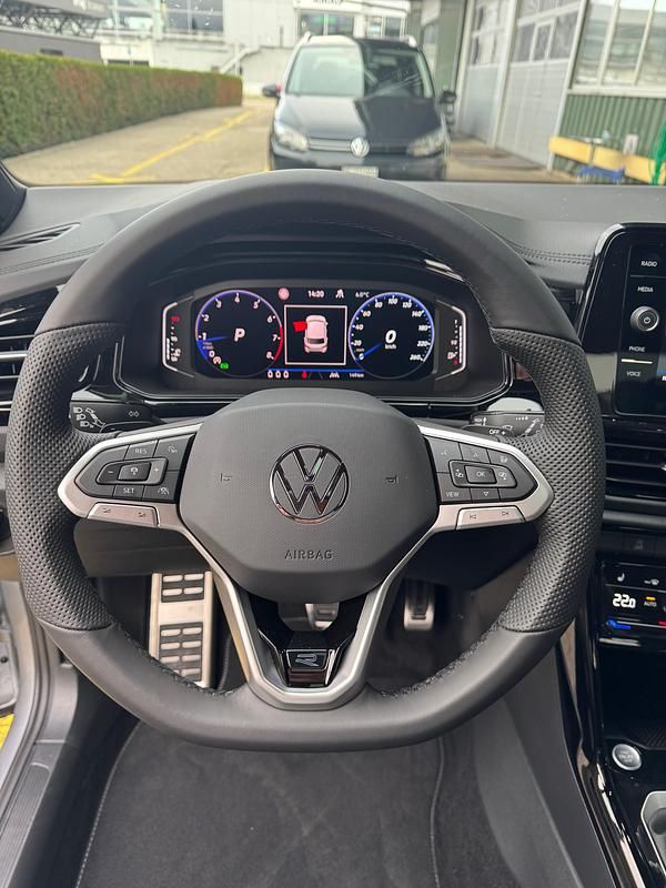 Neu VW T-Roc R-line 190 PS (139 kW) 2025 SUV