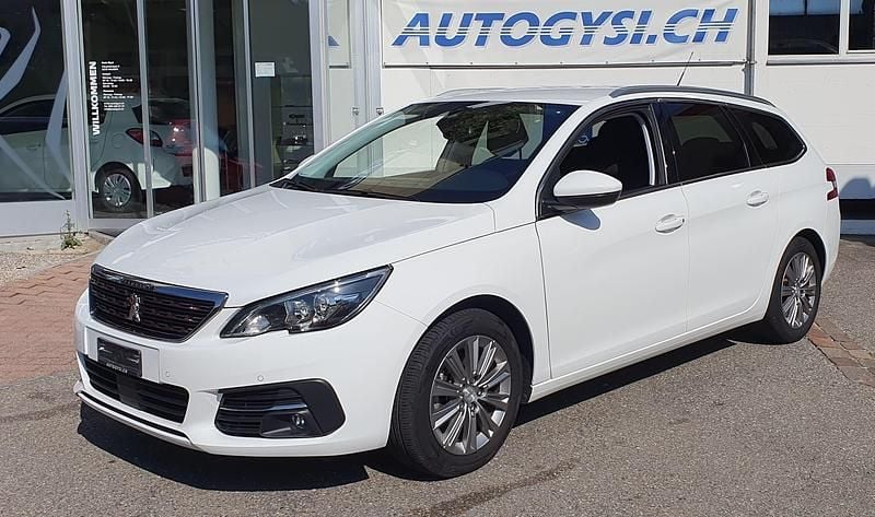 Weiss Gebraucht 2020 Peugeot 308 SW Allure Kombi | CHF 16’800 (Etwas zu teuer) - Bild 1/4