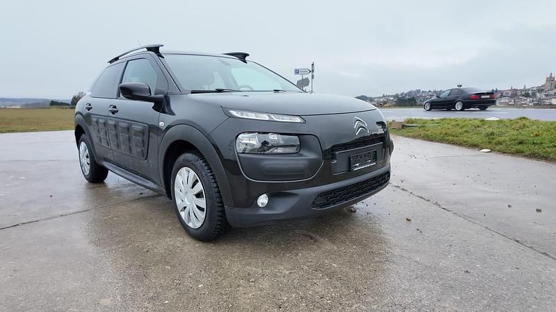 Gebraucht Citroën C4 Cactus Feel 110 PS (80 kW) 2016 Kleinwagen
