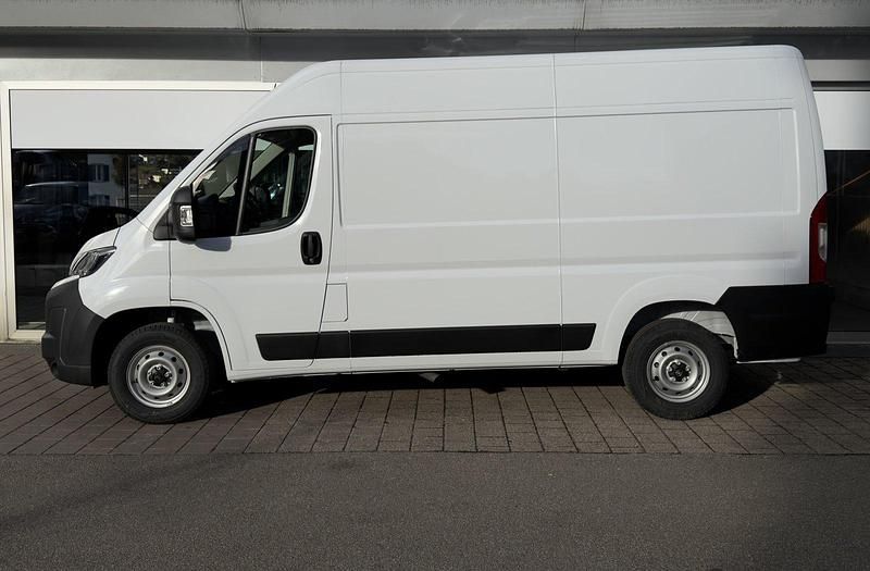Neu Citroën Jumper 140 PS (102 kW) 2026 Van / Kleinbus