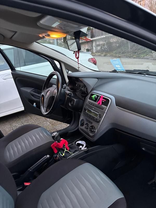 Gebraucht Fiat Punto Dynamic 78 PS (57 kW) 2008 Kleinwagen