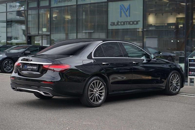 Gebraucht Mercedes E220 AMG line 194 PS (142 kW) 2022 Limousine