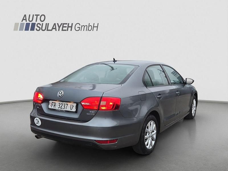 Gebraucht VW Jetta Comfortline 105 PS (77 kW) 2011 Limousine