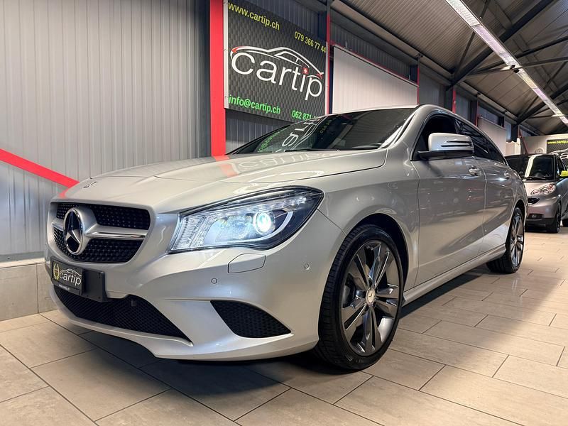 Gebraucht Mercedes CLA180 Shooting Brake Urban 122 PS (89 kW) 2015 Kombi