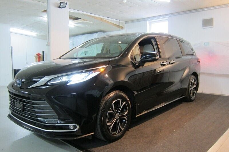 Gebraucht 2024 Toyota Sienna Platinum Van / Kleinbus | CHF 84’900 - Bild 1/4