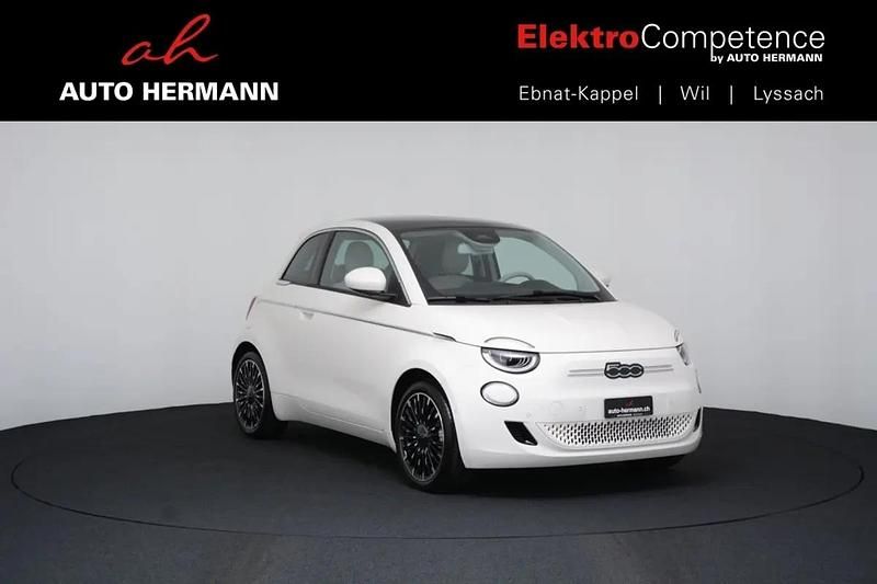 Neu Fiat 500e La Prima 87 kW (119 PS) 2025 Weiss Kleinwagen