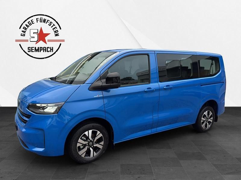 Blau Gebraucht 2025 VW Caravelle Life Van / Kleinbus | CHF 47’900 (Superpreis) - Bild 1/4
