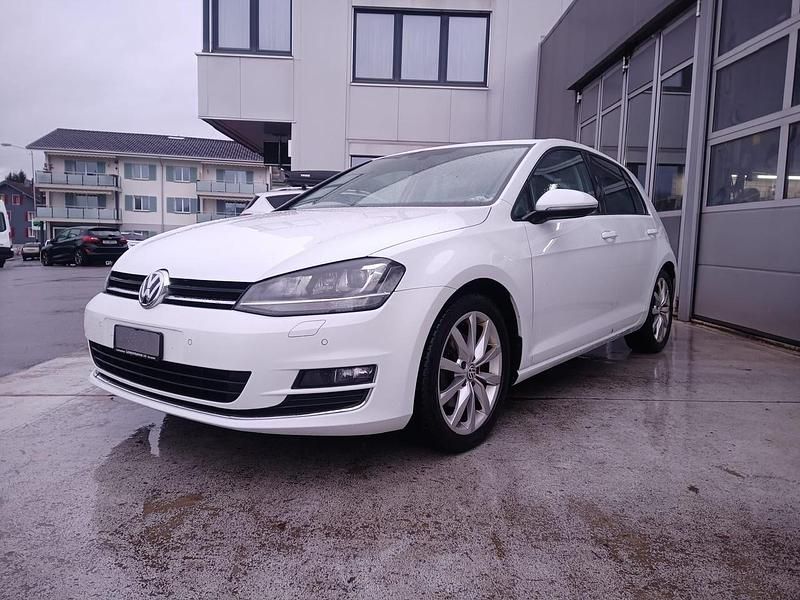 Gebraucht VW Golf VII Highline 150 PS (110 kW) 2015 Limousine