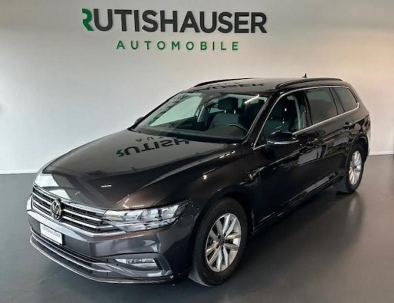 Gebraucht VW Passat Business 150 PS (110 kW) 2025 Gray Kombi