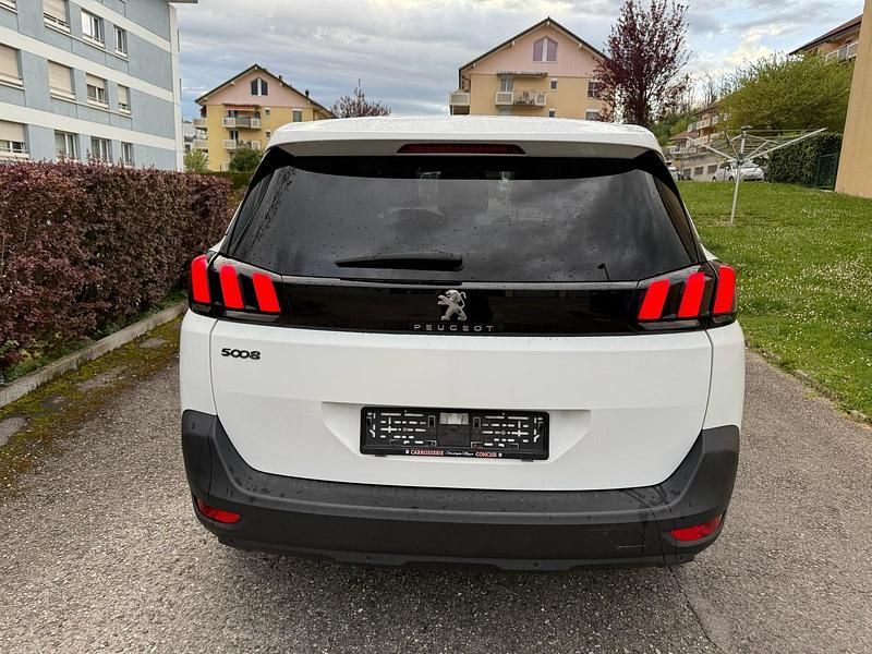 Gebraucht Peugeot 5008 Allure 130 PS (95 kW) 2019 SUV