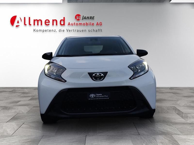 Gebraucht Toyota Aygo X Comfort 72 PS (52 kW) 2023 Weiss SUV