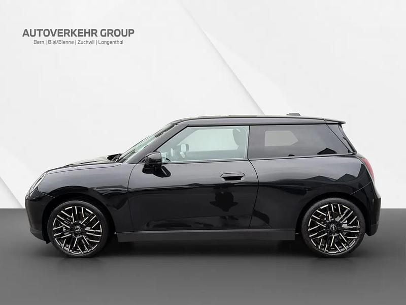 Neu Mini Cooper SE 160 kW (218 PS) 2026 Schwarz Kleinwagen