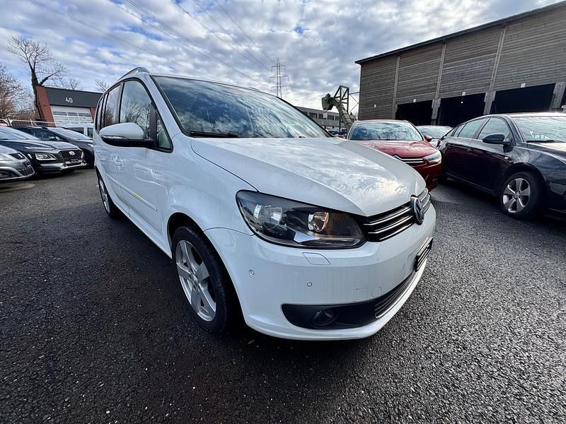 Gebraucht 2014 VW Touran Design Van / Kleinbus | CHF 8’900 (Guter Preis) - Bild 1/4