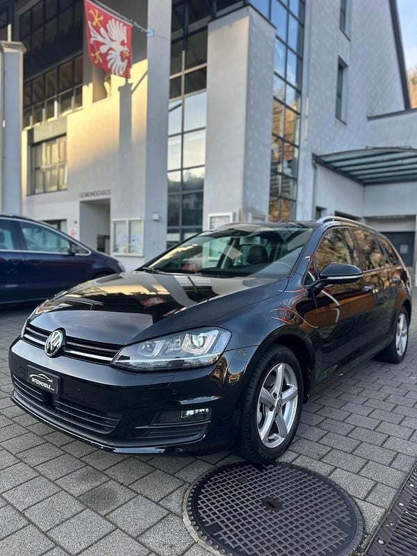 Gebraucht VW Golf VII Highline 150 PS (110 kW) 2015 Kombi