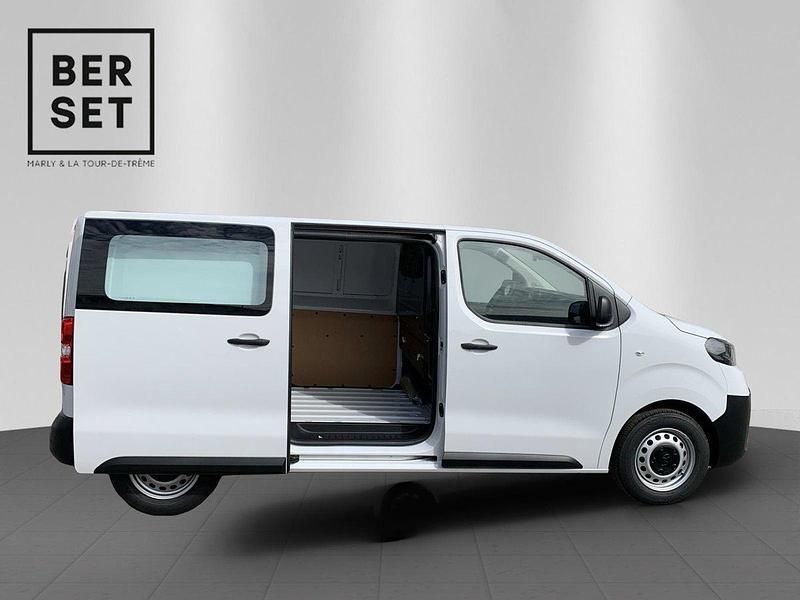 Neu Toyota Proace Active 120 PS (88 kW) 2025 Van / Kleinbus