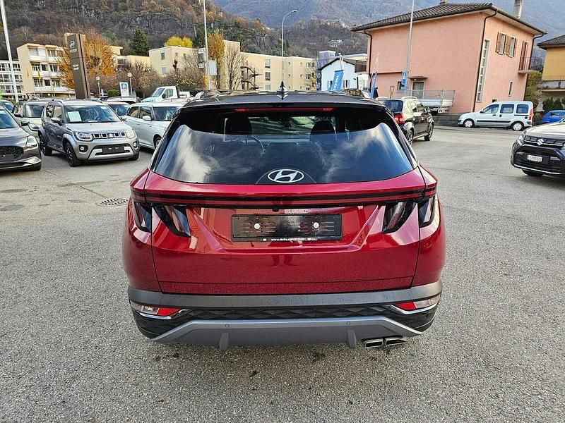 Gebraucht Hyundai Tucson 180 PS (132 kW) 2021 Rot SUV