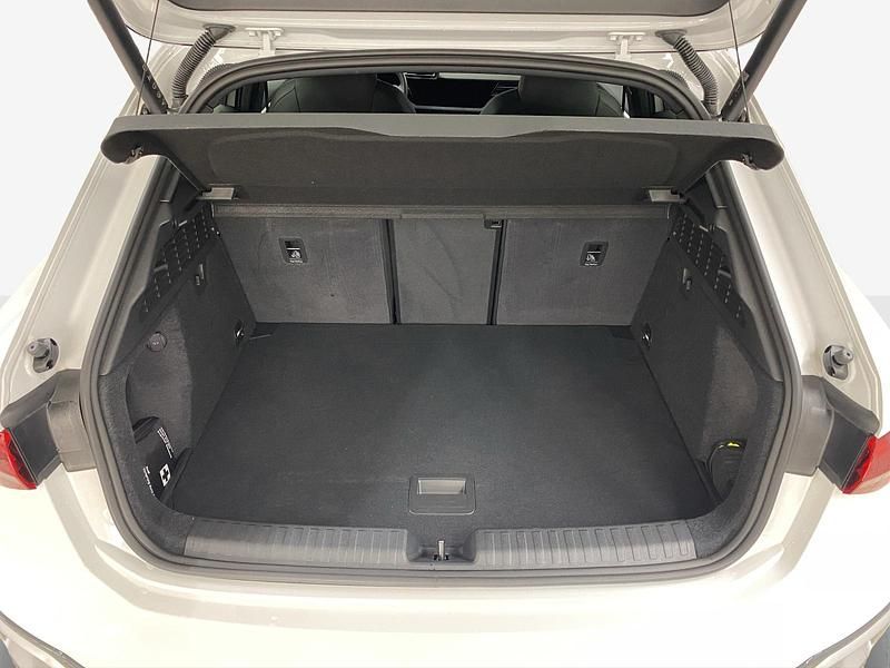 Gebraucht Audi A3 Design 150 PS (110 kW) 2024 Blanc Limousine